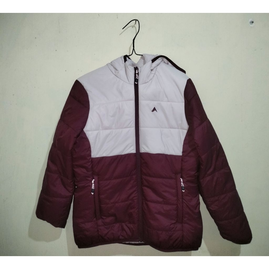 PRELOVED JAKET GUNUNG EIGER