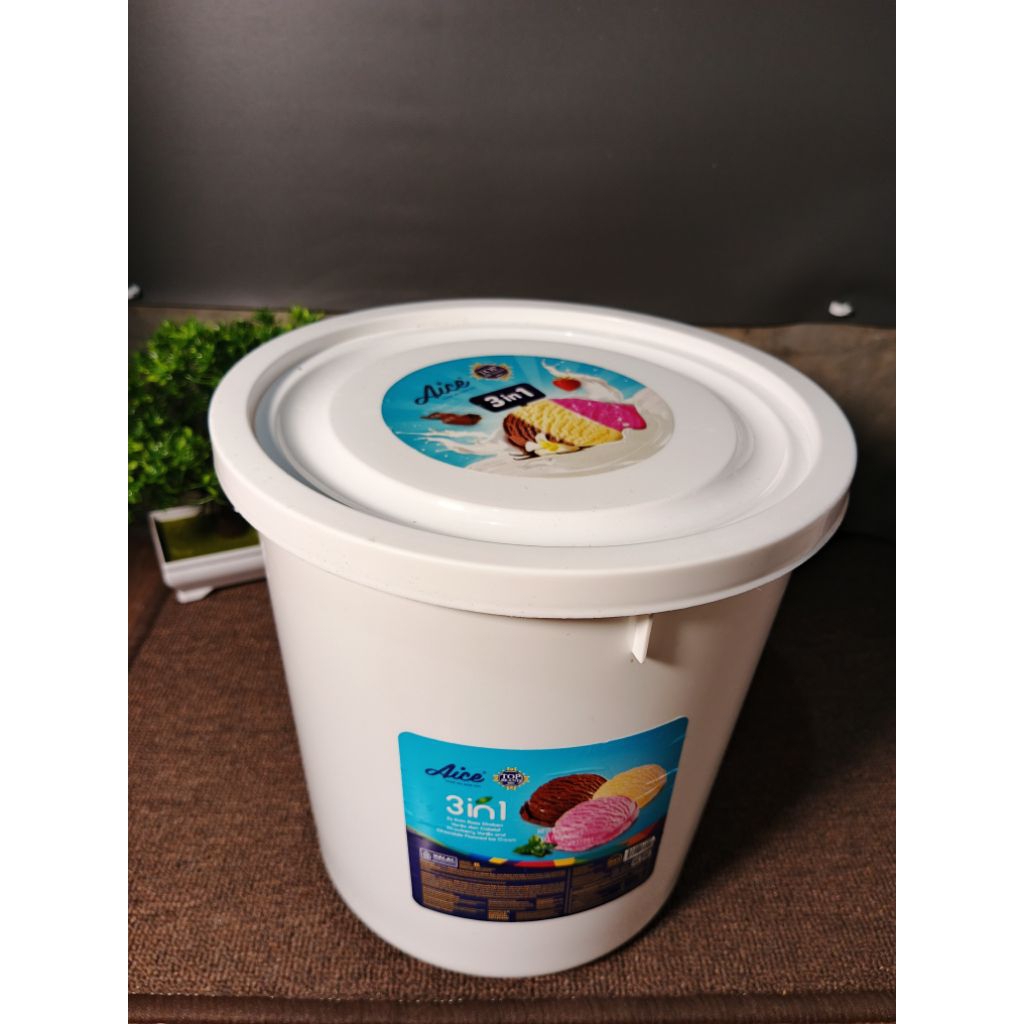 Box/ember bekas es cream 8liter bersih plus tutup