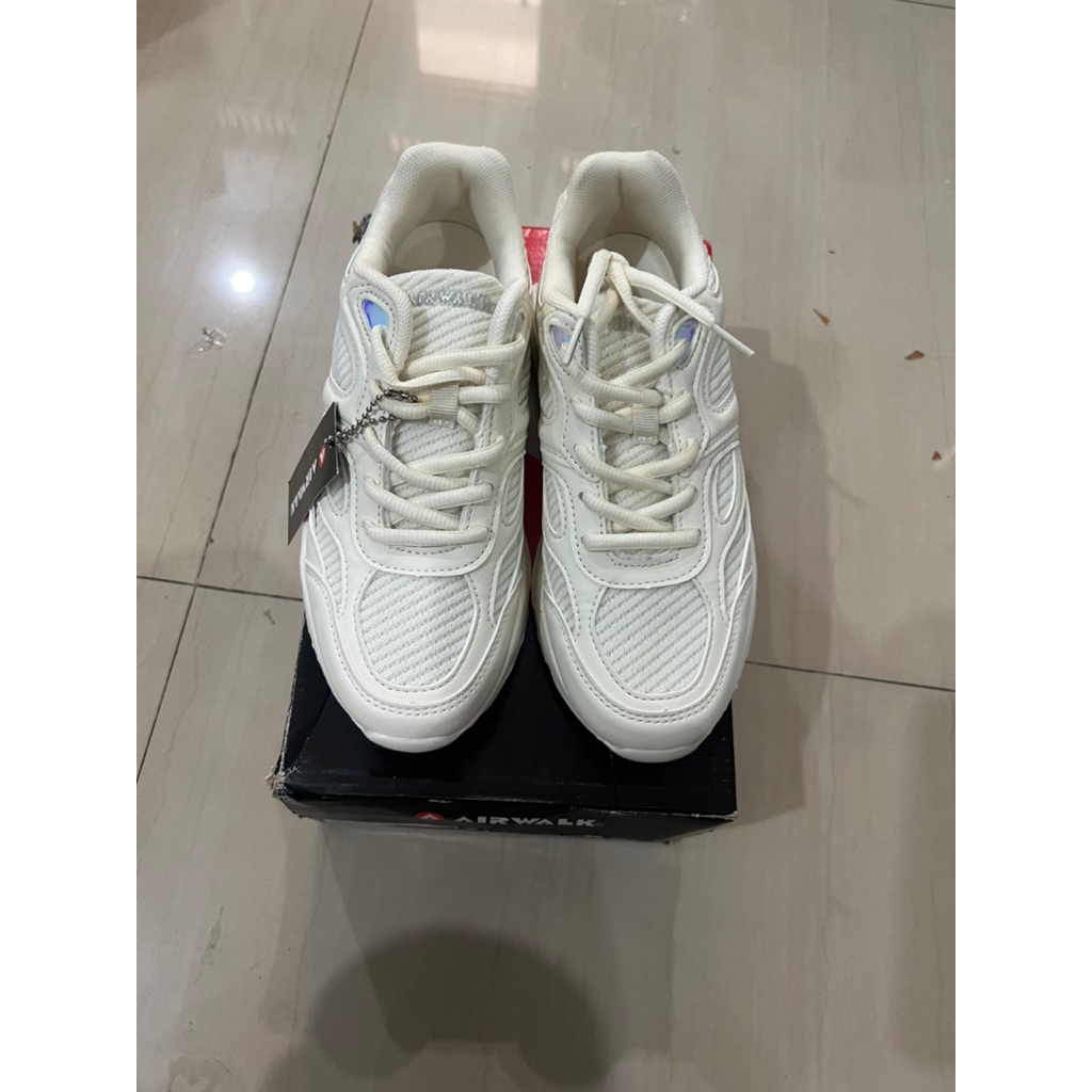 Airwalk Clarks Beige 100% Original