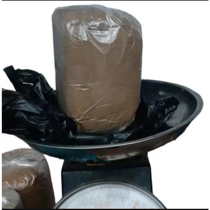 

500 gram Bubuk Daun Mengkudu / 250 Gram Tepung Daun Cangkudu Kering Alami