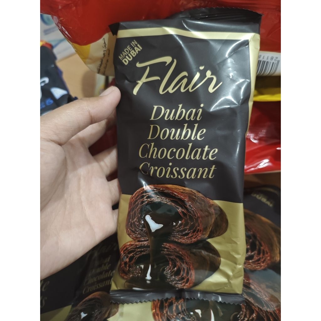 

[jastip saudi by Afluthstore] Croisant Cokelat Dubai / Cokelat Dubai / Oleh Oleh Haji dan Umroh