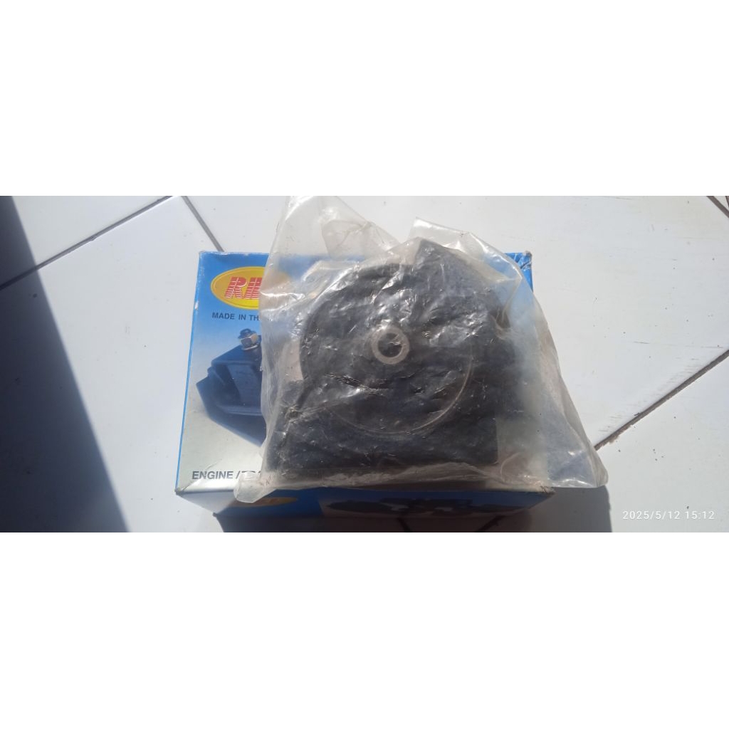 engine mounting depan corona absolute 1.6