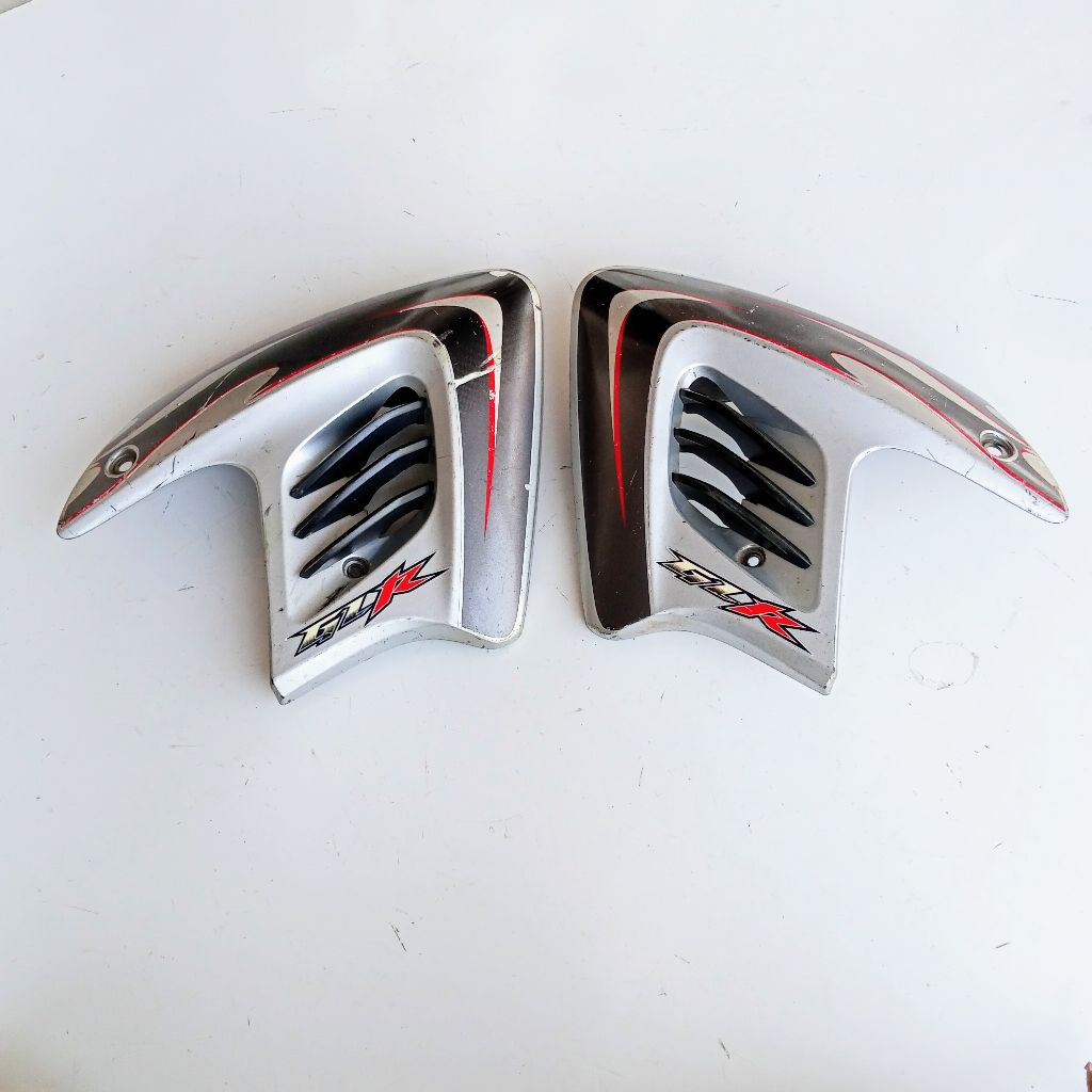 SAYAP TENGKI TIGER REVO OLD SILVER 2007-2008 ORI COPOTAN MOTOR SIRIP TANGKI TIGER REVO