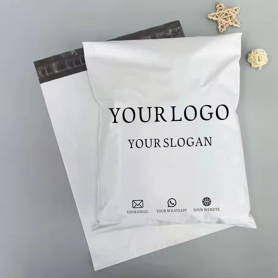 Polymailer custom / plastik packaging / plastik olshop / sablon plastik baju POLYMAILER CUSTOM UKURA
