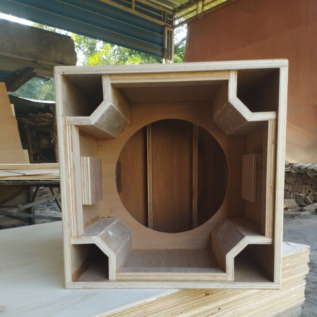 BOX SPEAKER PLANAR SINGLE 15 INCH