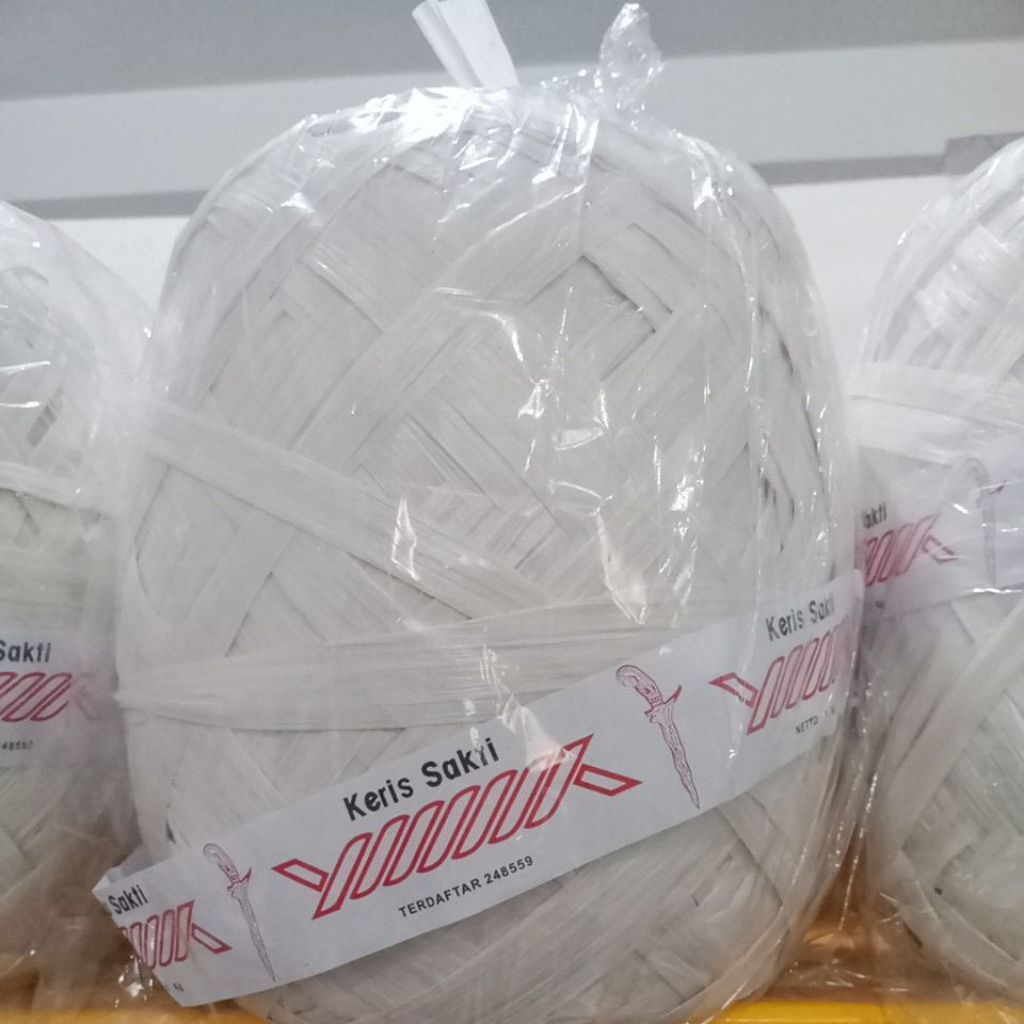 

TALI RAFIA KERIS SAKTI 1KG