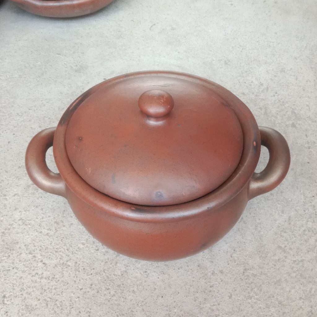 Gerabah Prasmanan Panci Saji Tanah Liat