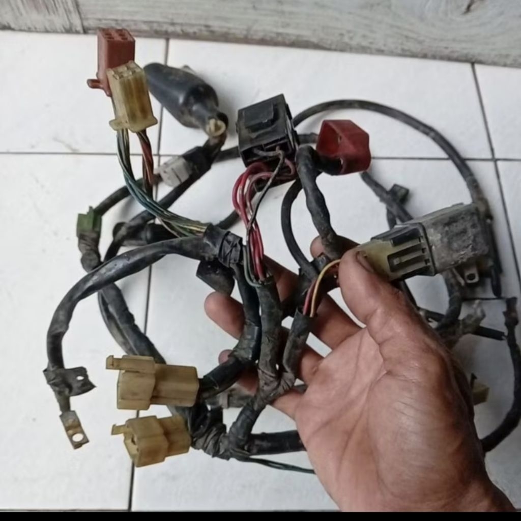 kabel bodi beat lama/beat karbulator kvy.barang second original lepasan motor.