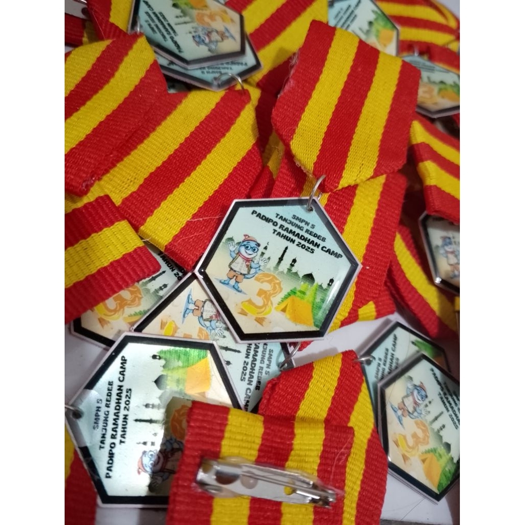 

Tiska Pramuka Custom sesuai dengan logo dan keinginan sendiri