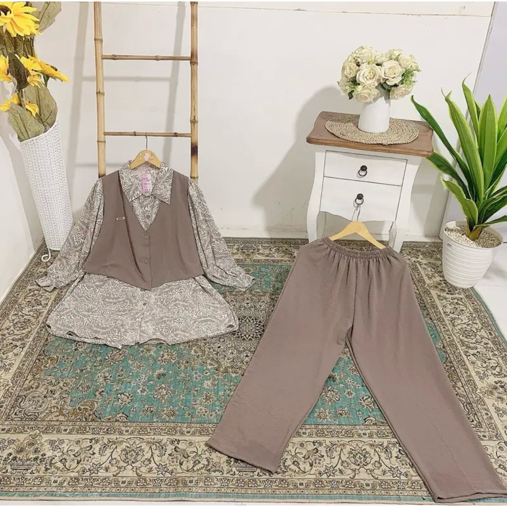 CUCI GUDANG PAKAIAN WANITA DEWASA