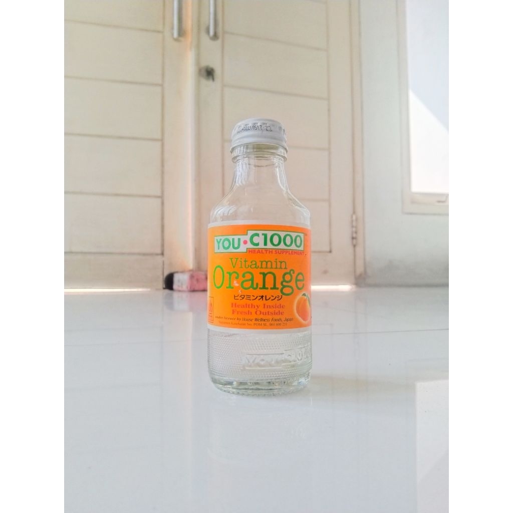 

BOTOL KACA KOSONG BEKAS YOU C1000 • UNTUK KERAJINAN