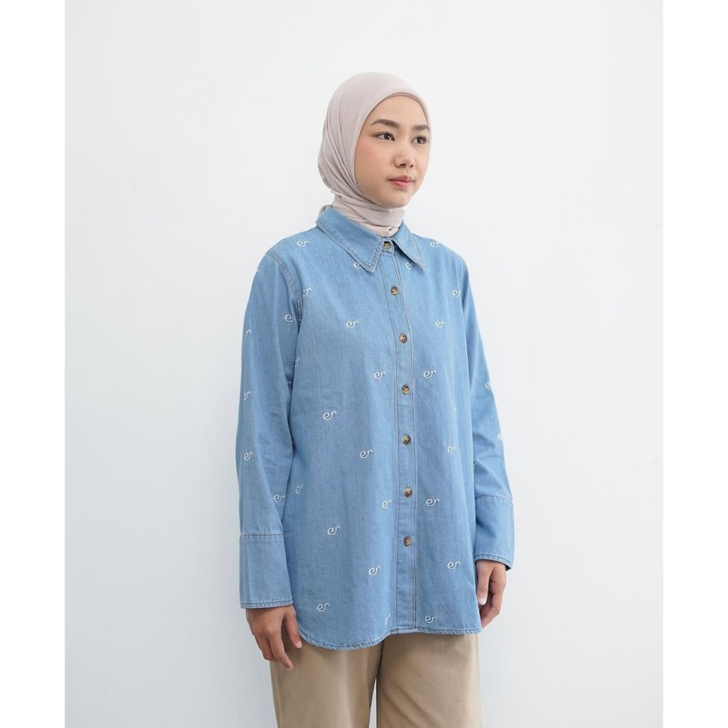 Derra Shirt Ice Blue FREE SIZE by Ederra Id / Preloved Like New Shirt by Ederra