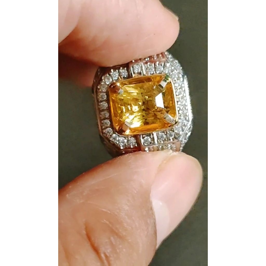 Batu alexandrite chryssoberyl srilanka cleanTop luster