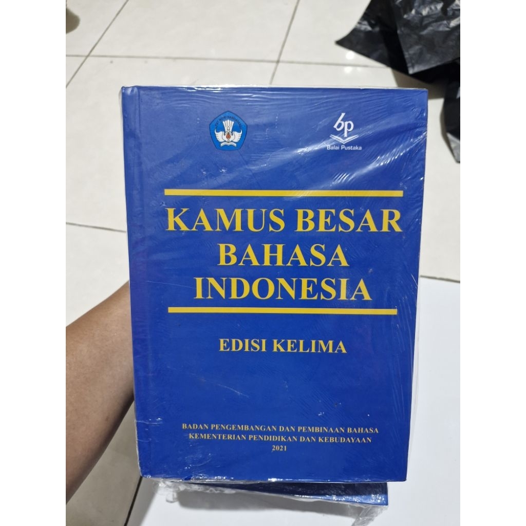 KAMUS BESAR BAHASA INDONESIA / KAMUS KBBI EDISI KELIMA / KAMUS KBBI MURAH