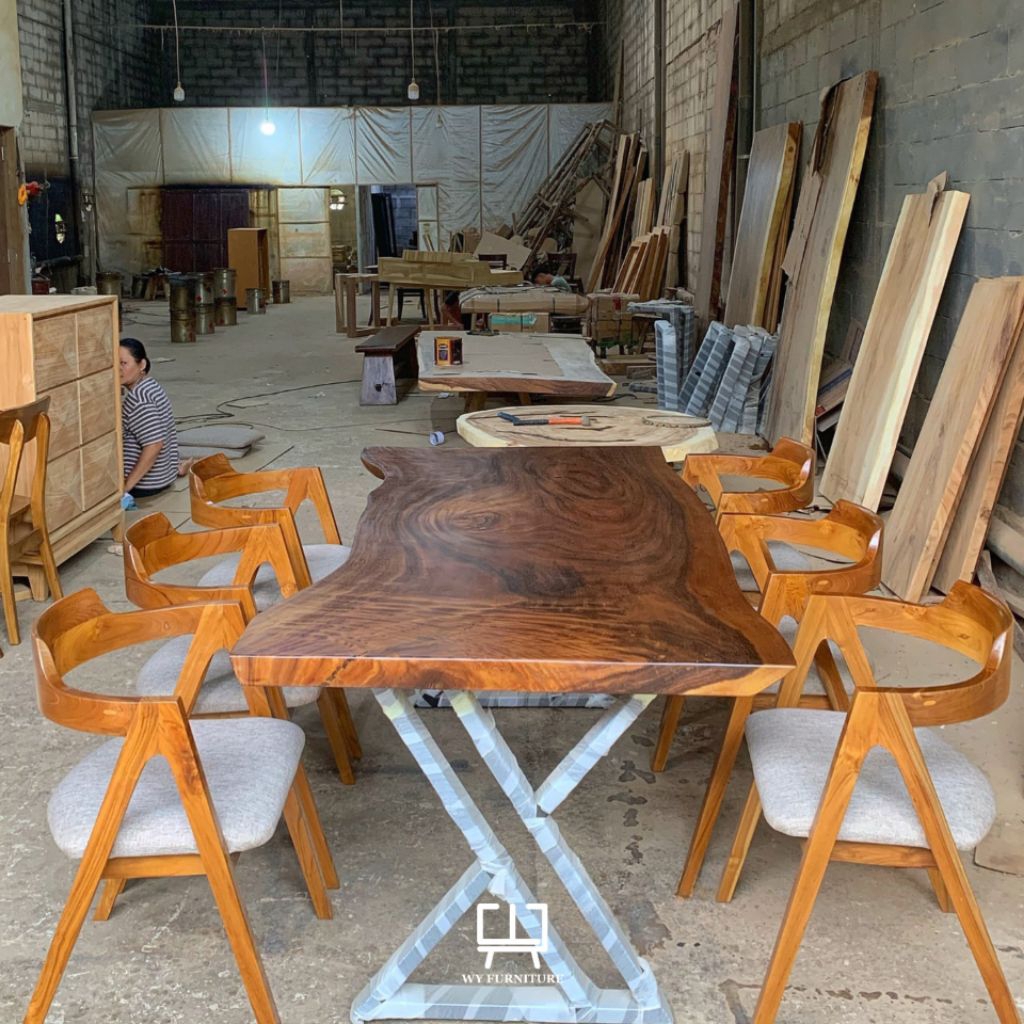 meja makan minimalis 6 kursi, set meja makan minimalis kayu suar kaki meja besi, meja makan murah