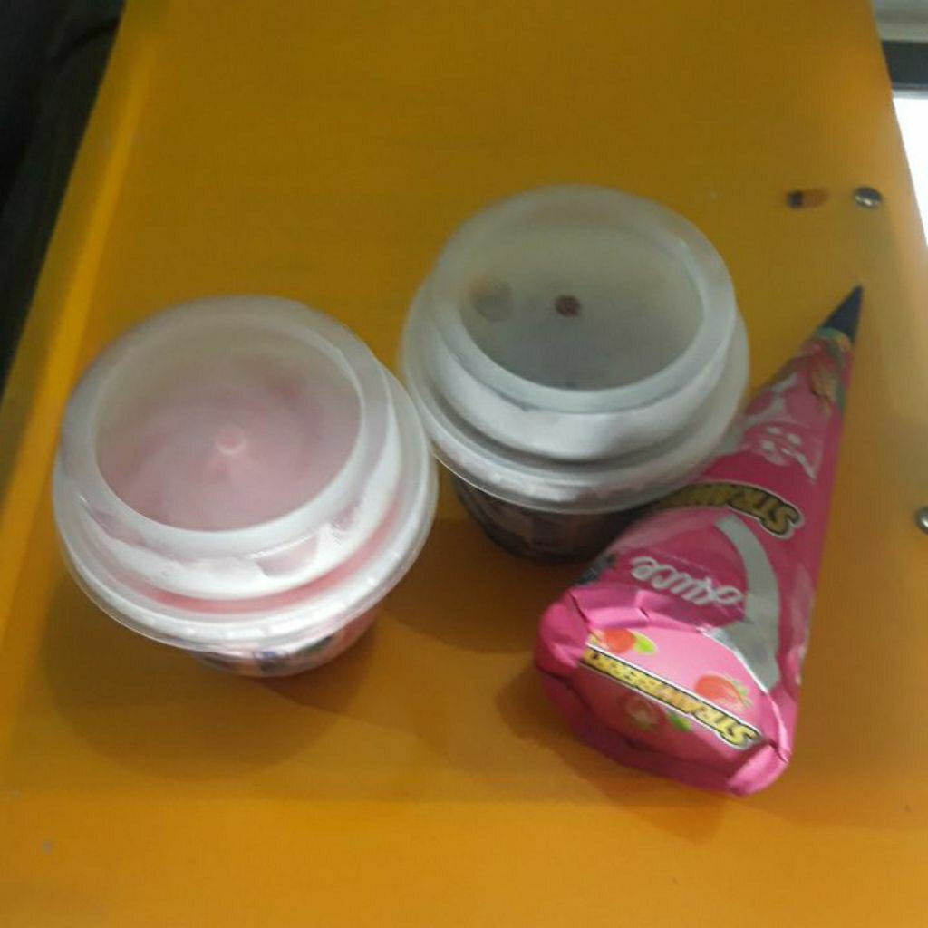 

sunday,strawberycone5000