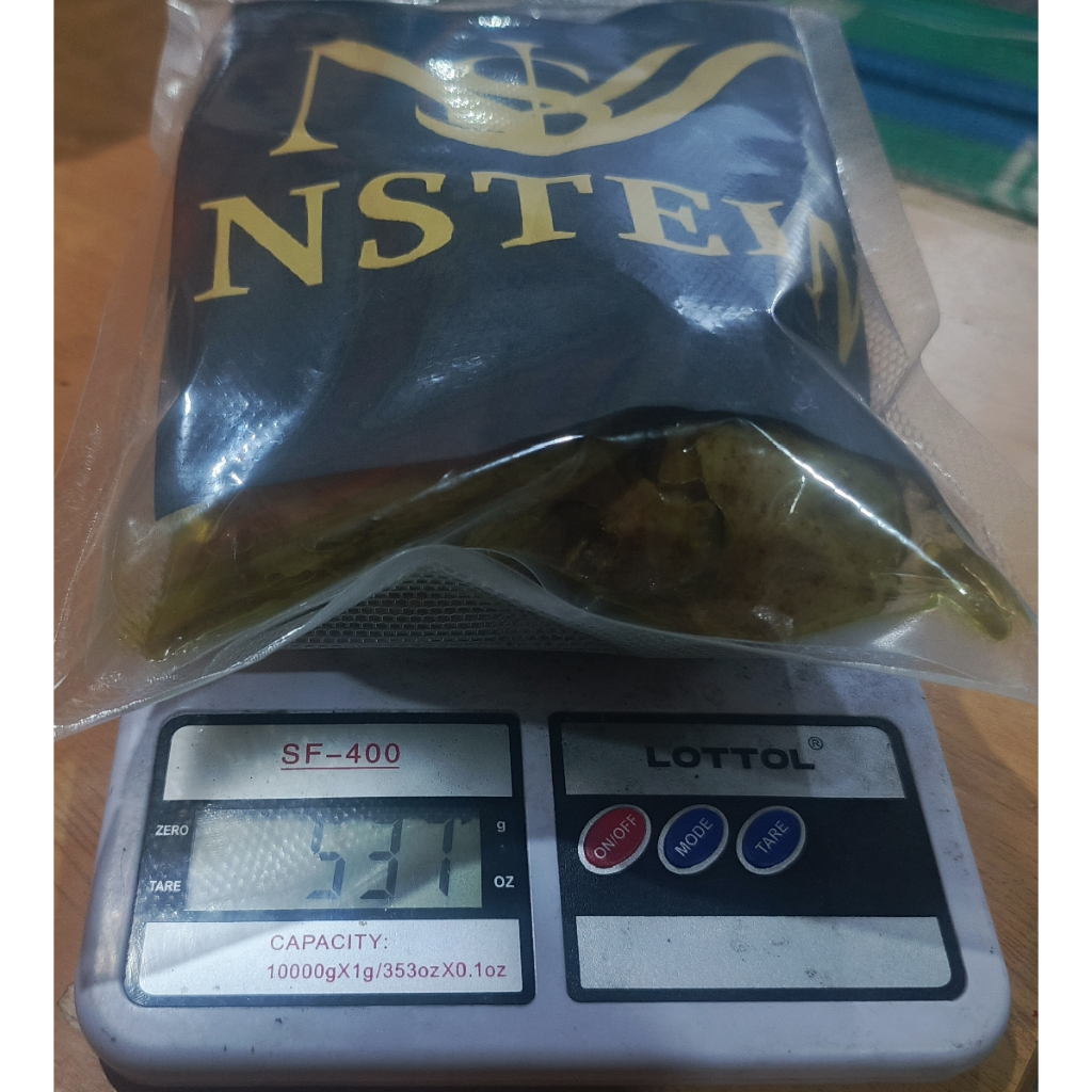 

Bebek bumbu hitam satu ekor kemasan vakum