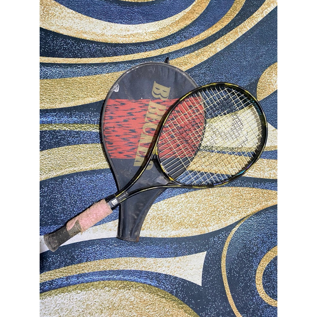 raket tenis becker
