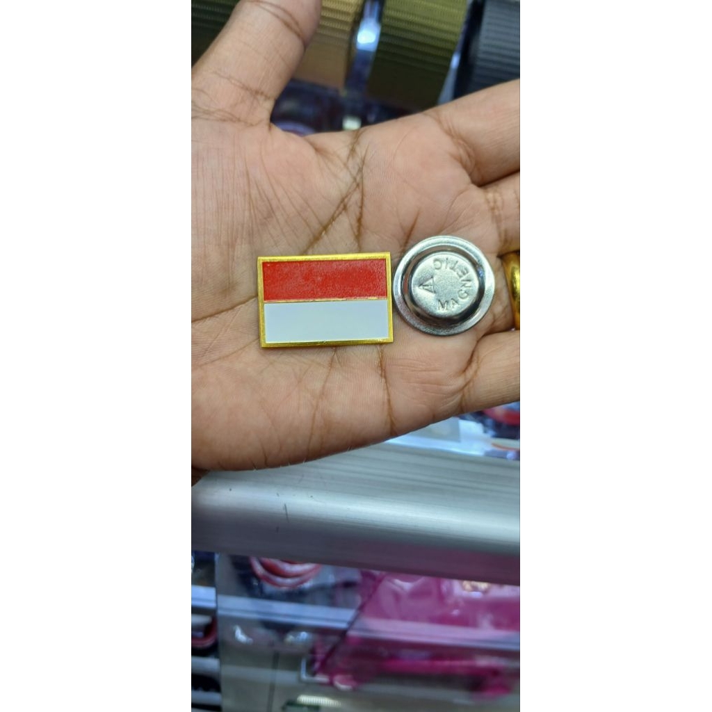 PIN BENDERA MERAH PUTIH MAGNET