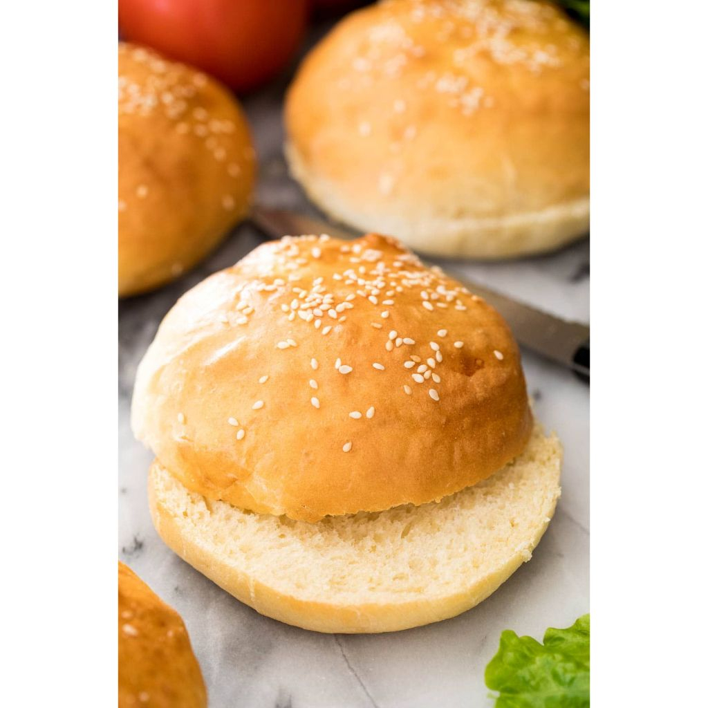 

Roti burger empuk dengan taburan wijen di atasnya – 1pack isi 6pcs