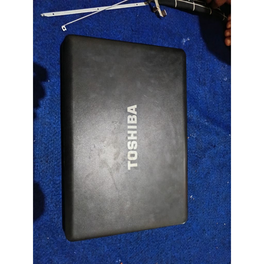 casing toshiba c640 mulus tidak ada bekas patah dan refair