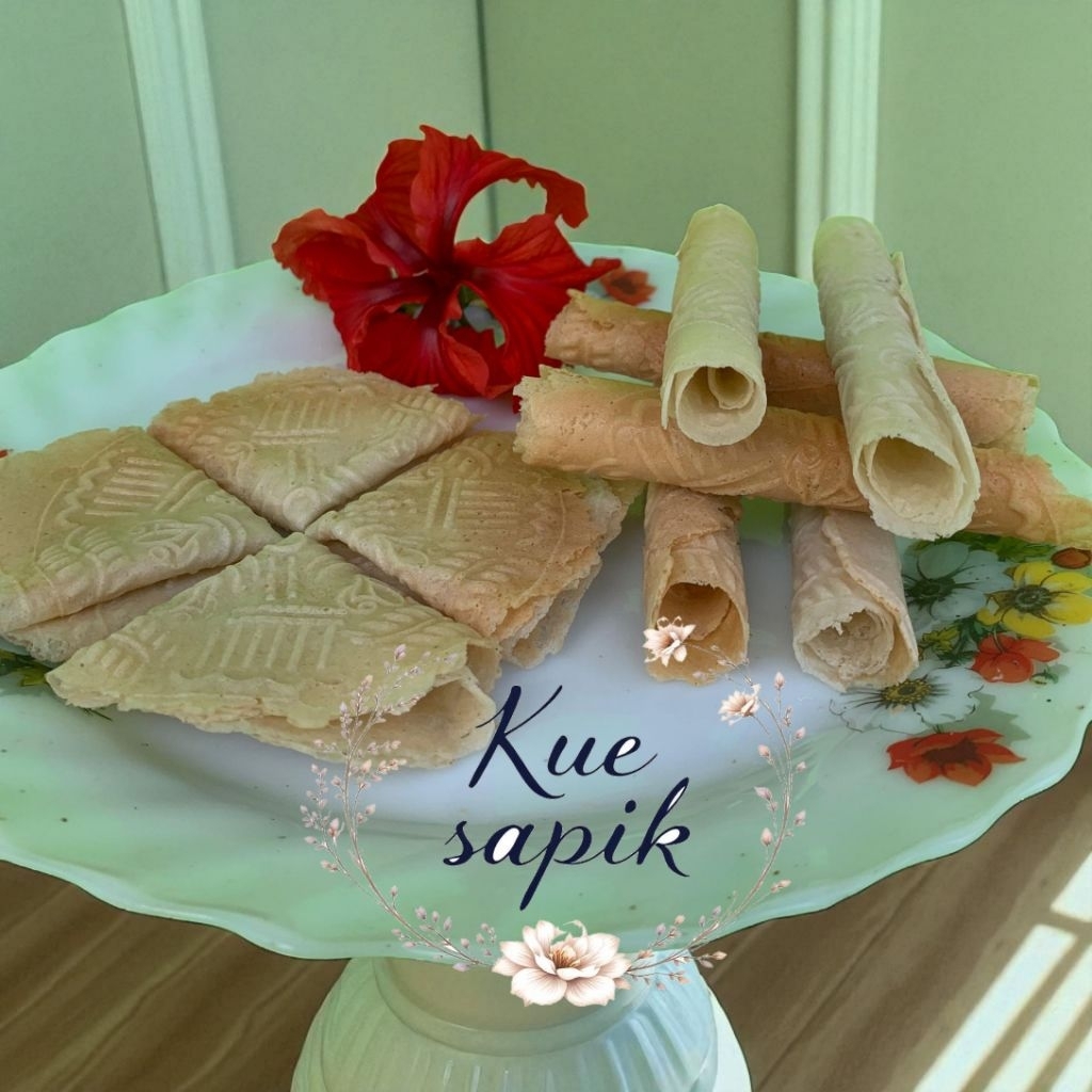 

Kue sapik khas Minang Kabau