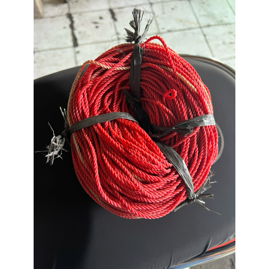 

Tali 3mm Panjang 150 Meter