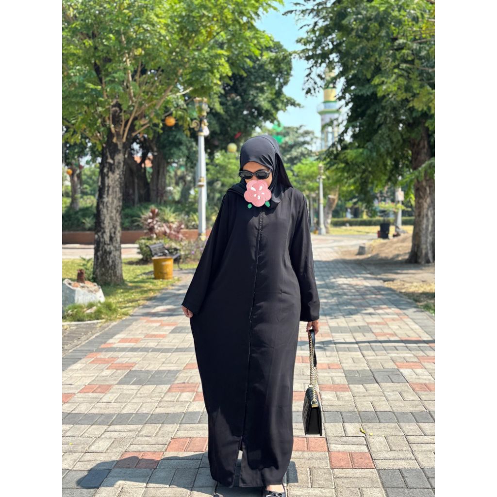 Outer Abaya Basic (Abaya 2in1) kancing cetit tidak mudah lepas Abaya Hitam Polos Abaya Umroh by MAJA
