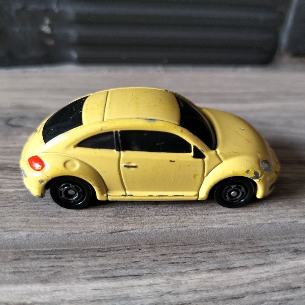Diecast Tomica 33 Volkswagen The Beetle