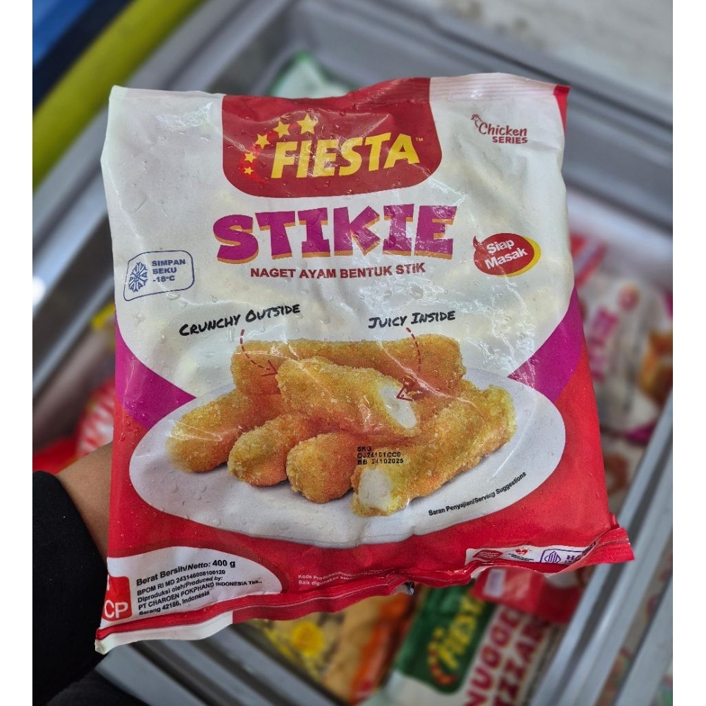 

FIESTA STIKIE / NAGET AYAM BENTUK STIK 400GR