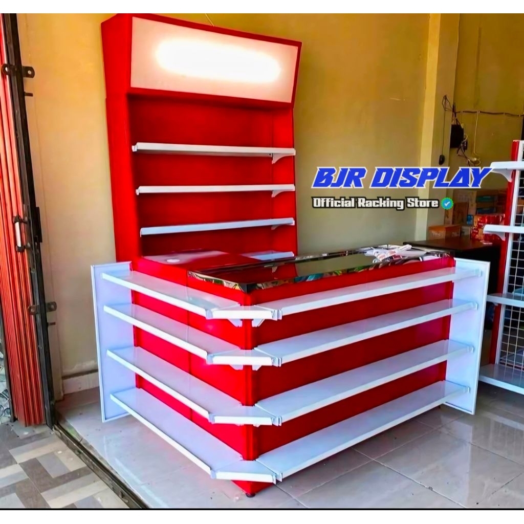 meja kasir rak display toko minimarket. swlayan dan toko kelontong