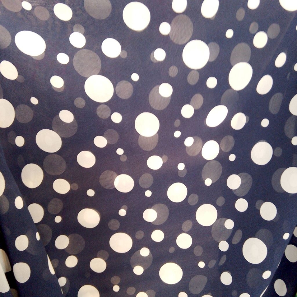 Kain Sifon Ceruti Motif Polkadot Besar – Bahan Flowly Premium, Adem & Ringan, Lebar 150cm ajt