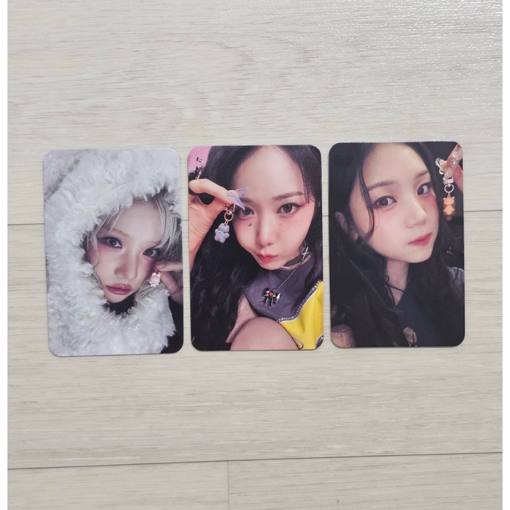 VIVIZ 1ST ALBUM MONTAGE OF () WEB THE HYUNDAI WHOSFAN EUNHA SINB UMJI POB PHOTOCARD BENEFIT