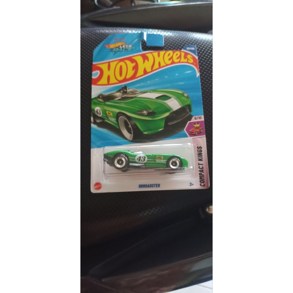 Hot wheels RRROADSTER hijau