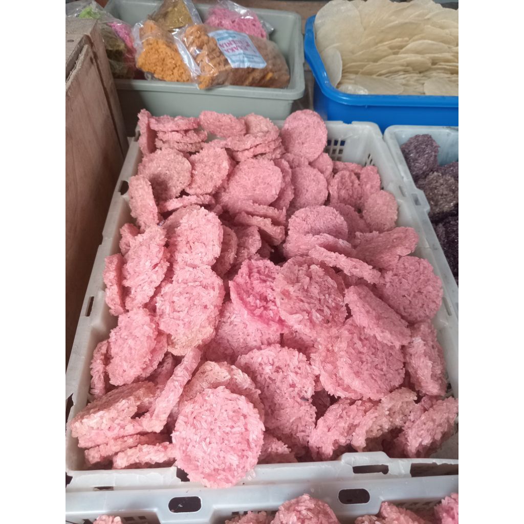 

Rengginang terasi besar 1 kg isi 45 keping