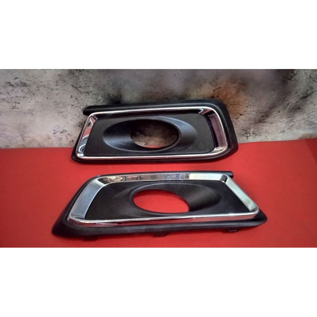 Cover foglamp Lampu kabut Honda Mobilio 2014 - 2020 Original