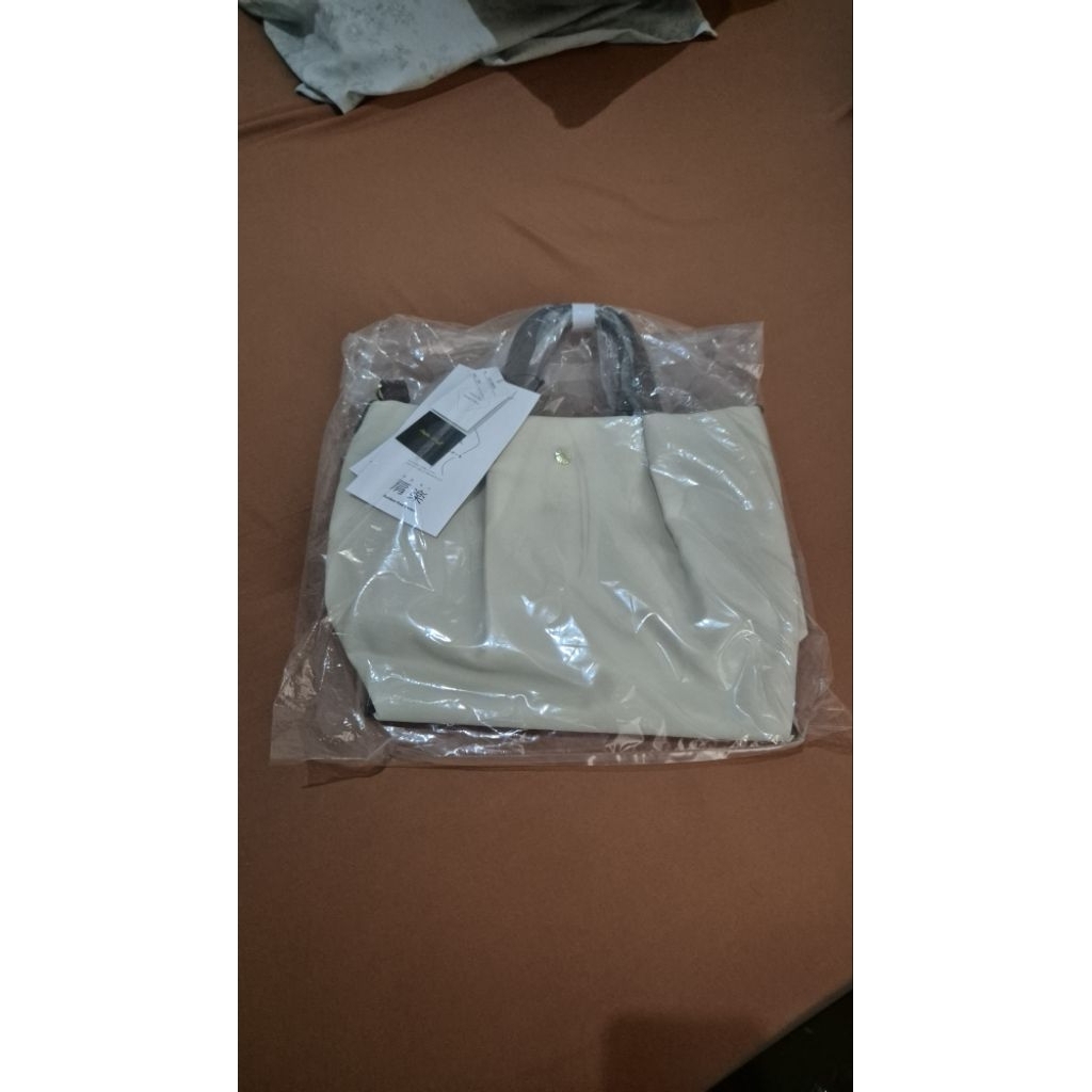 Legato Largo Bag Burden Free Japan