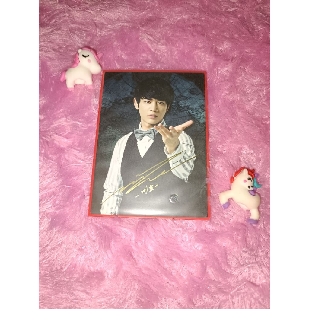 PC photocard Minho Shinee in wonderland