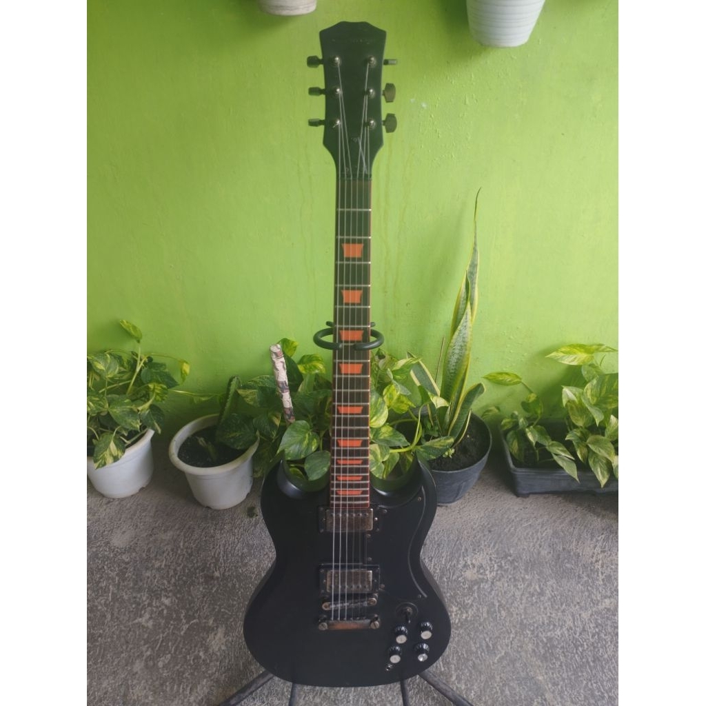 GITAR LISTRIK ORIGINAL CARAYA MODEL SG SECOND MURAH