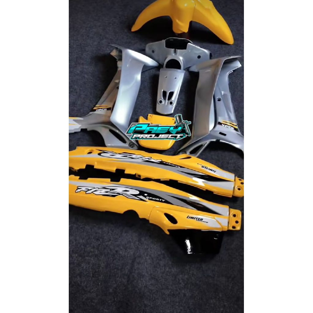 full body halus Yamaha Fiz R kuning silver. cover body halus Yamaha Fiz R silver kuning full set