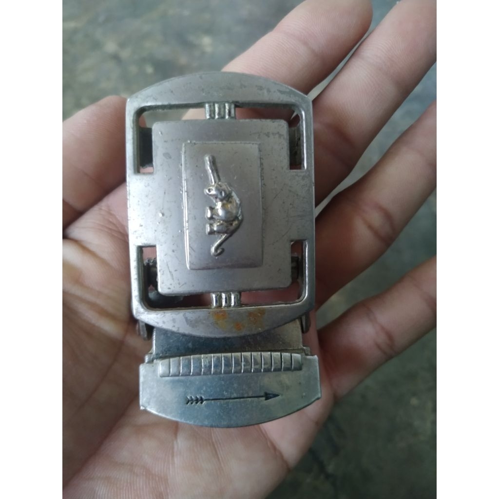 kepala sabuk ikat pinggang second