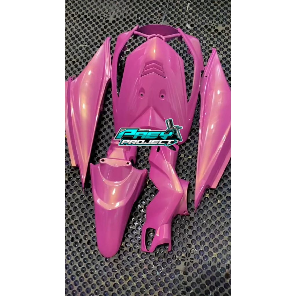 FULL set body halus Beat karbu pink lembayung gold. cover body halus Honda beat karbu fullset