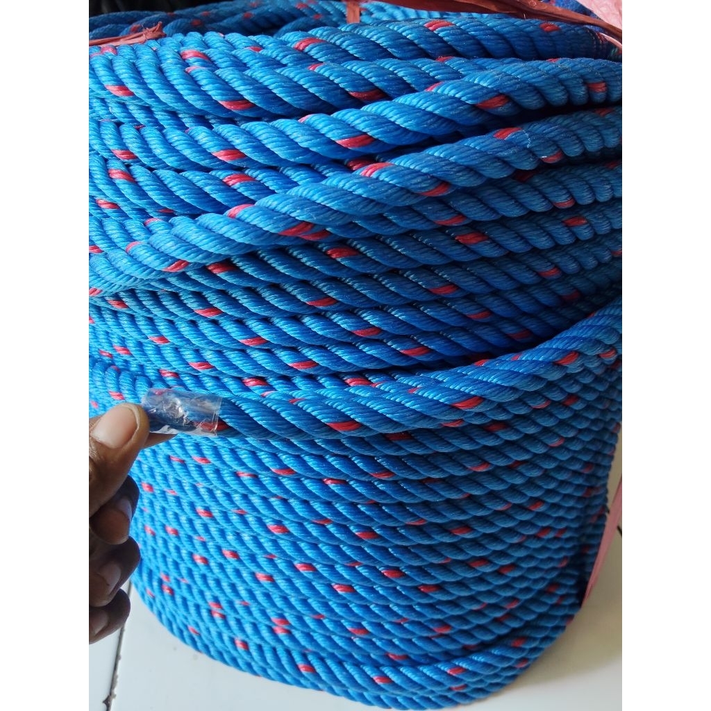 

Tali Tampar atau Tali Tambang PE Ukuran 16MM atau Tali Plastik ( ECERAN )
