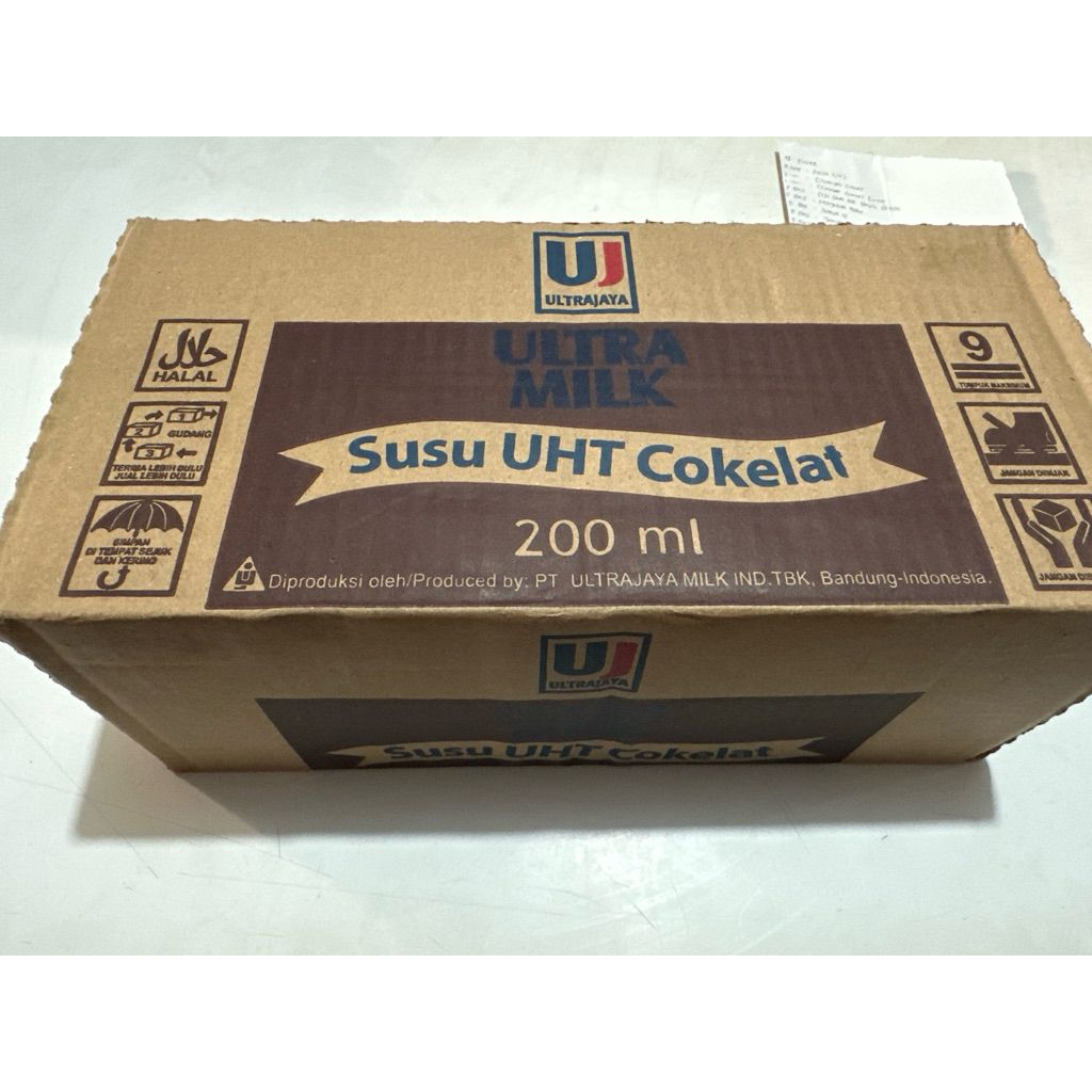 

ultra susu uht 200ml isi 24