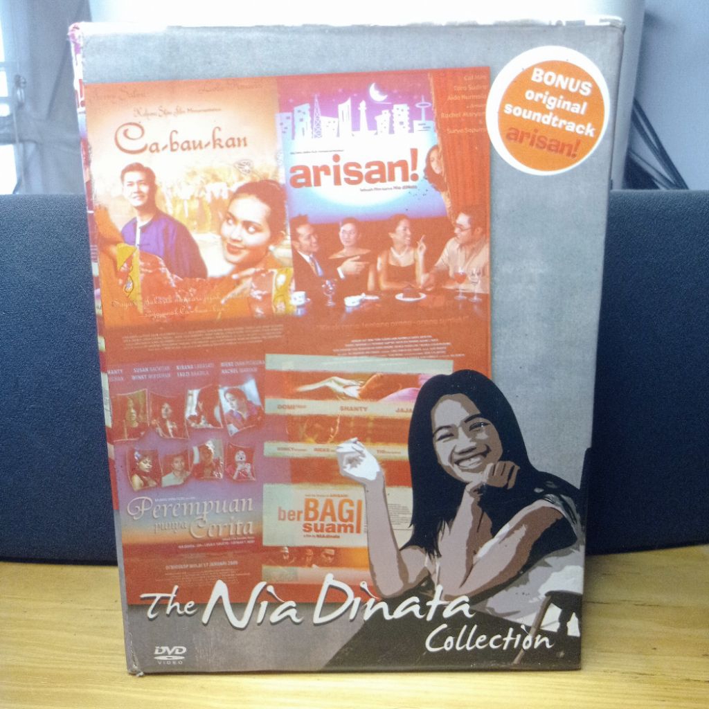 DVD original the Nia Dinata Collection terdiri dari berbagi suami, perempuan punya cerita, arisan, o