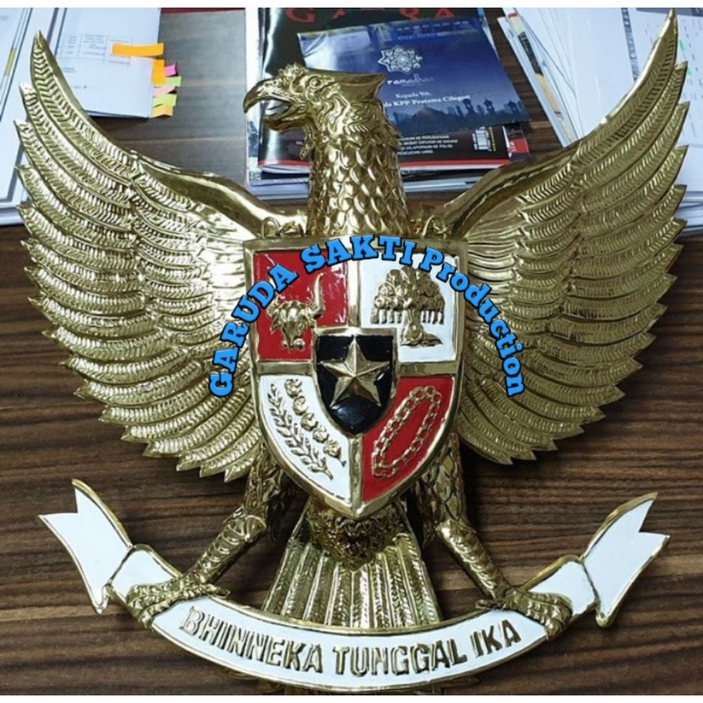 

lambang garuda pancasila 50 cm gosend