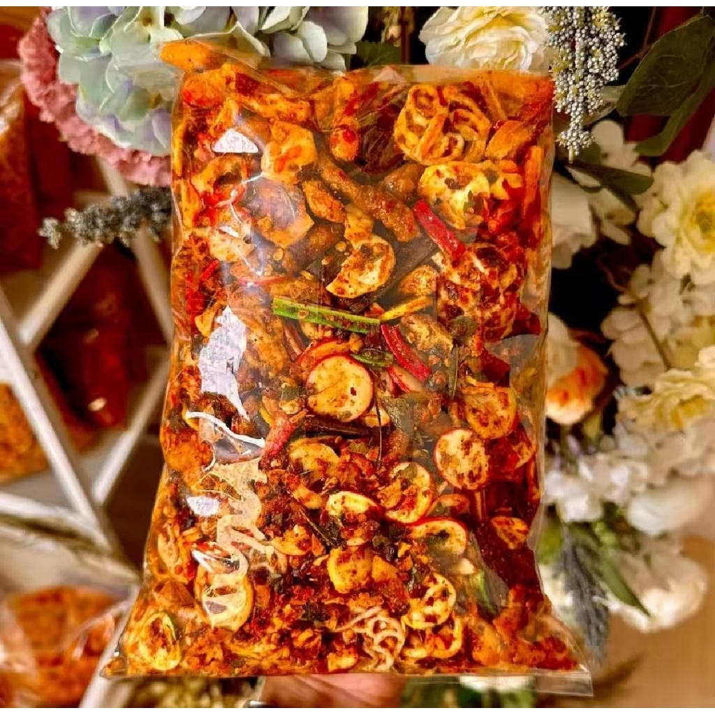 

KERUPUK SEBLAK MIX/CAMPUR PEDAS DAUN JERUK 100gr 500gr 250gr 1 kg