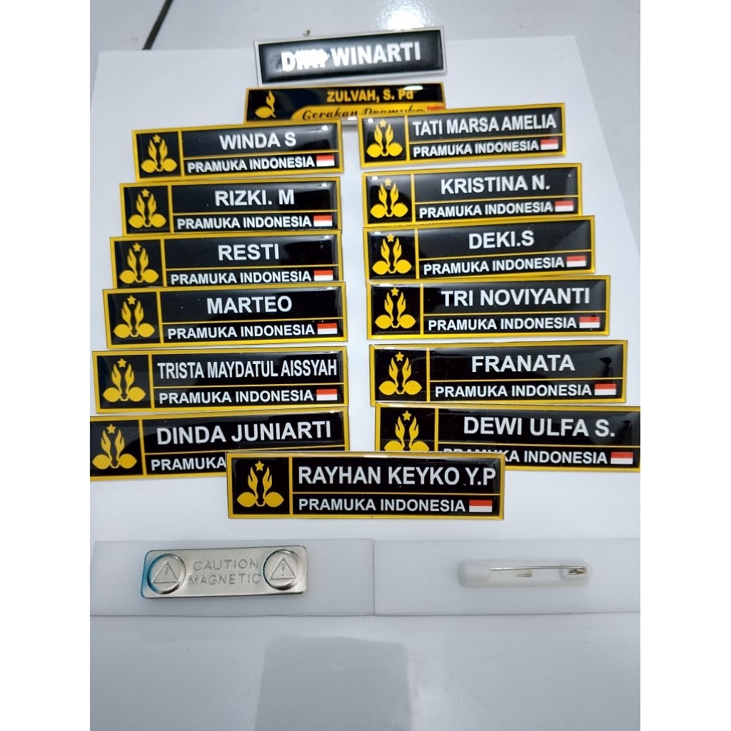

Name Tag/Papan nama akrilik pramuka murah berkualitas