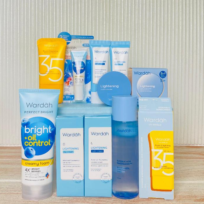 PAKET WARDAH LIGHTENING PERFECT BRIGHT 7 PRODUK BEDAK TABUR (PERFECT BRIGHT OIL CONTROL, SERUM 8ML, 