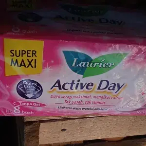 Laurier active day / Pembalut